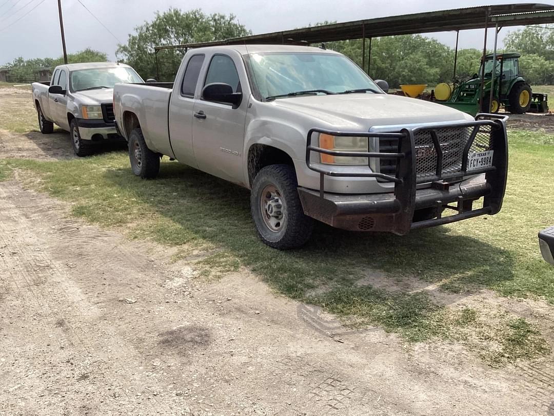Image of GMC 2500 Primary image