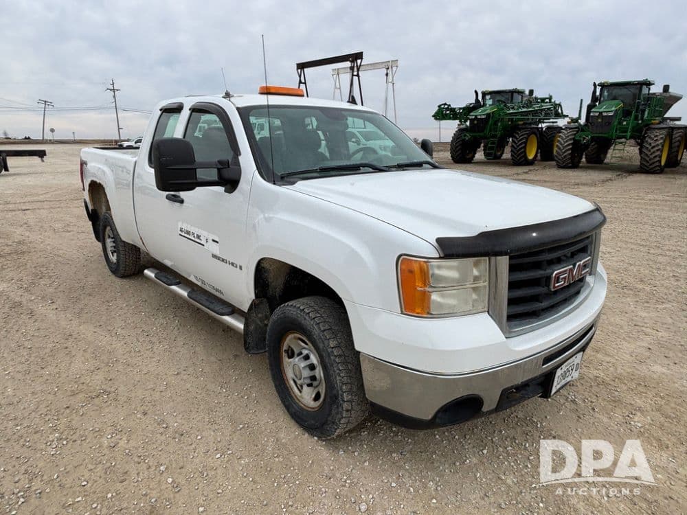 Image of GMC 2500HD Primary image