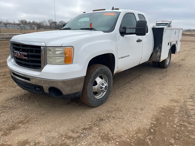 Image of GMC 3500 equipment image 3