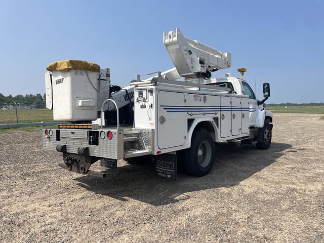 Image of GMC 7500 equipment image 4