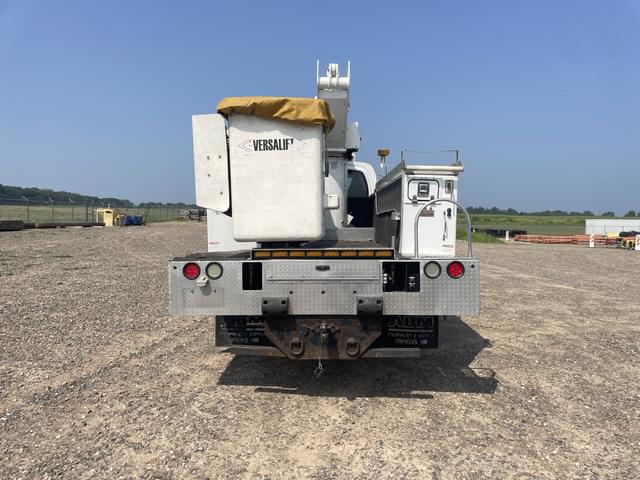 Image of GMC 7500 equipment image 3
