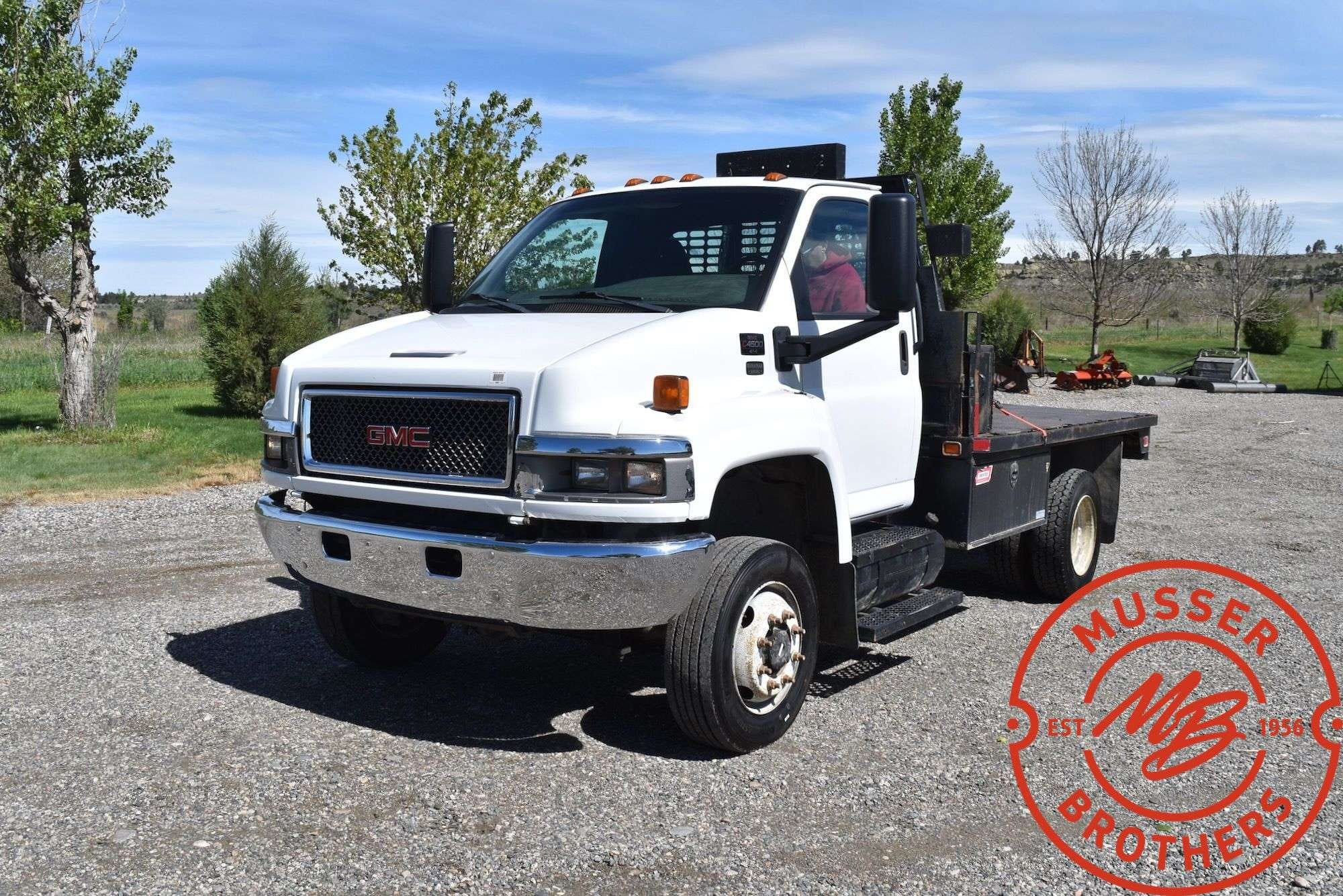 2008 GMC C4500 Equipment Image0