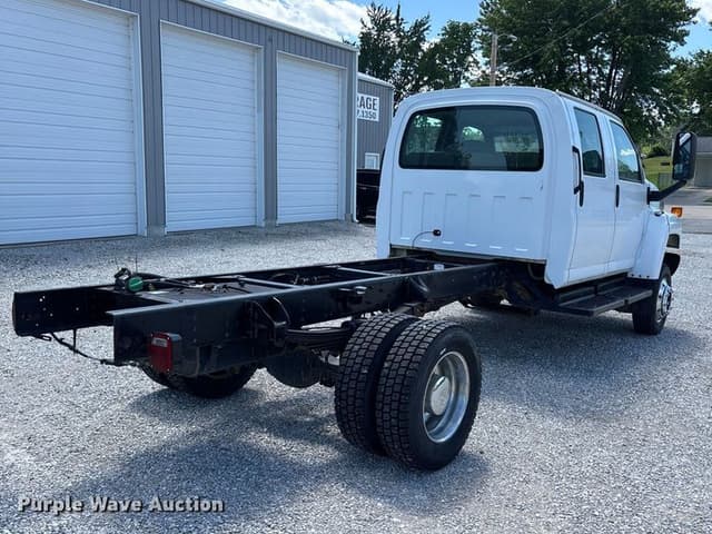 Image of GMC Topkick C5500 equipment image 4