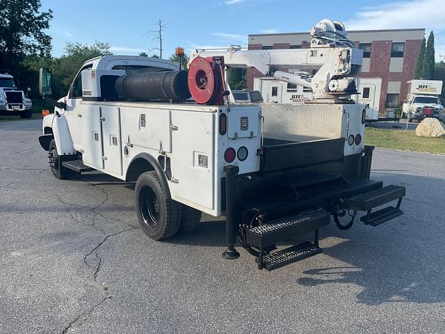 Image of GMC C5500 equipment image 4