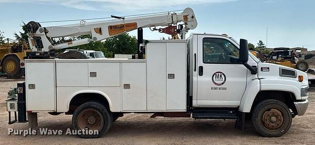 Image of GMC C5500 equipment image 3