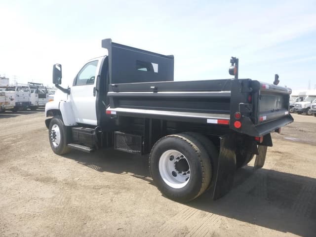 Image of GMC C6500 equipment image 3