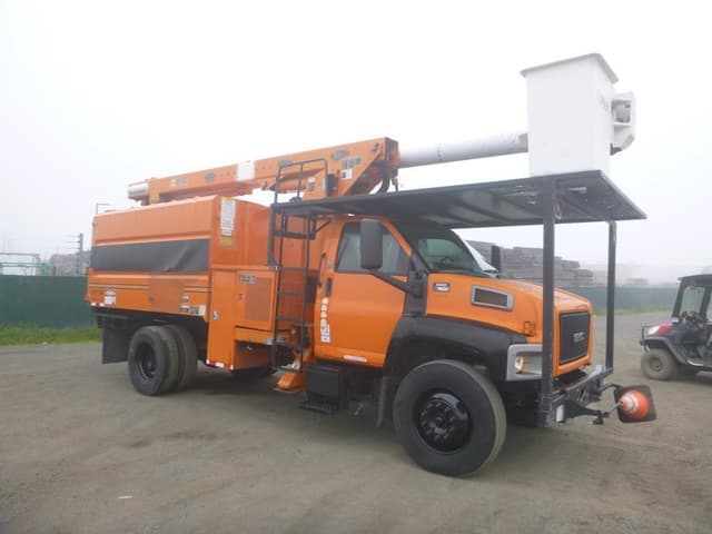 Image of GMC C7500 equipment image 1