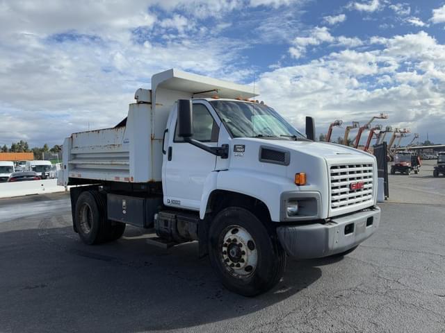 Image of GMC C7500 equipment image 1