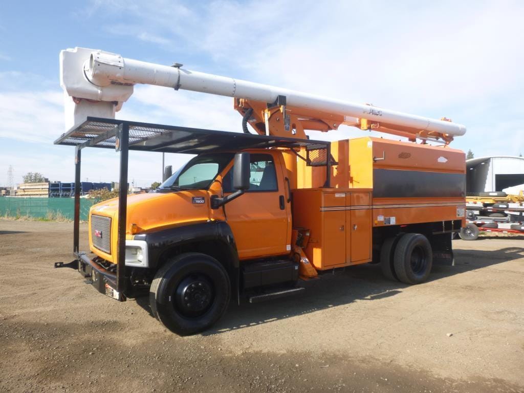 2008 GMC C7500 Equipment Image0