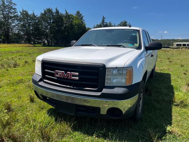 Image of GMC Sierra 1500 equipment image 4