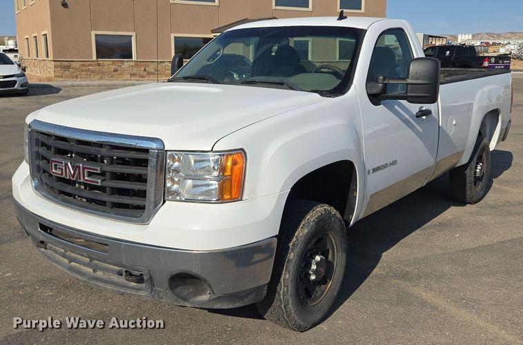 Image of GMC 2500 Primary image