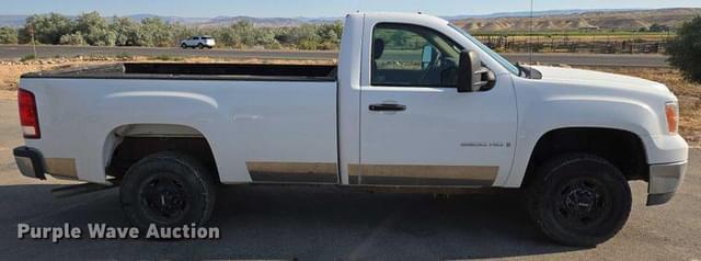 Image of GMC 2500 equipment image 3