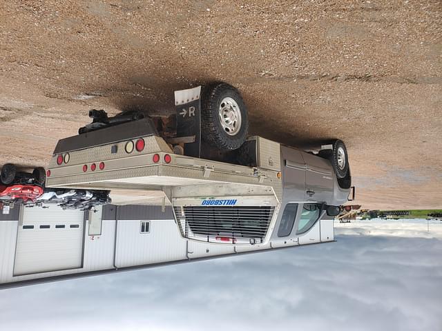 Image of GMC 2500HD equipment image 3