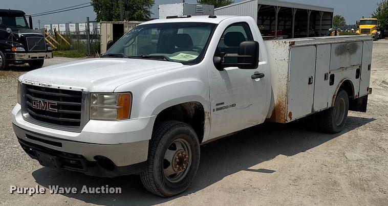 Image of GMC 3500HD Primary image