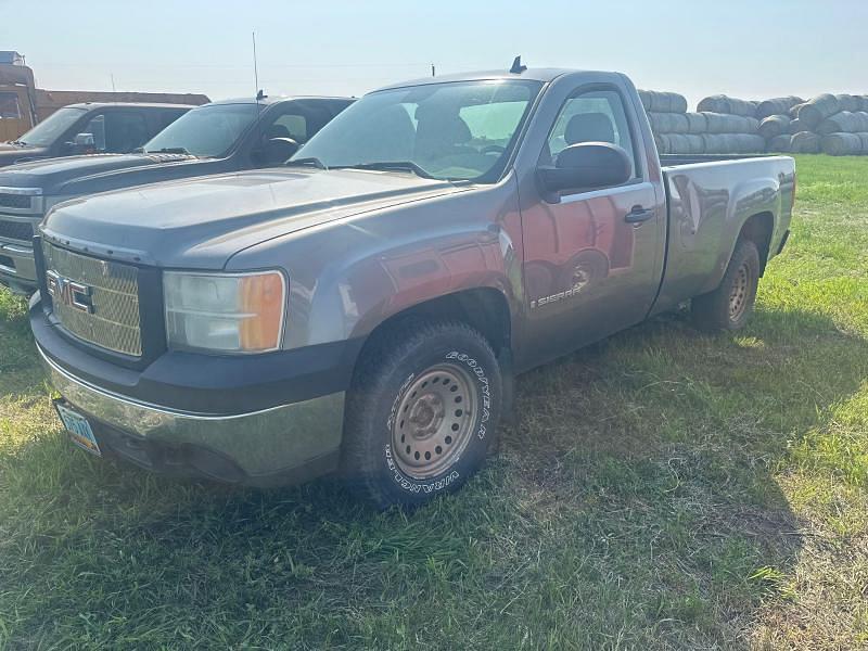 Image of GMC Sierra Primary image
