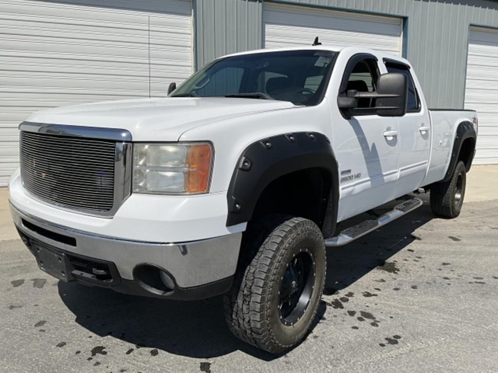 Image of GMC 2500HD Primary image