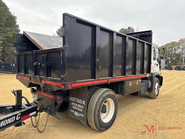 Image of GMC T7500 equipment image 1