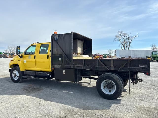 Image of GMC Topkick C7500 equipment image 3