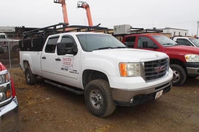 Image of GMC 3500HD equipment image 3