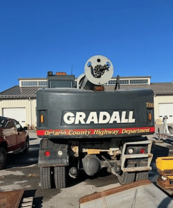 Image of Gradall XL4100 equipment image 2