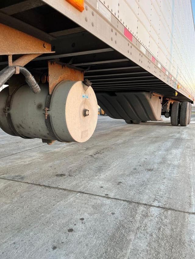 Image of Great Dane Reefer Trailer equipment image 4