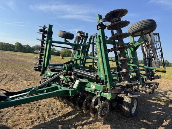 Image of Great Plains 2400TC equipment image 3