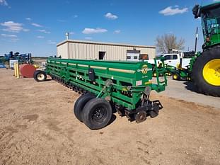 2008 Great Plains 3000 Equipment Image0