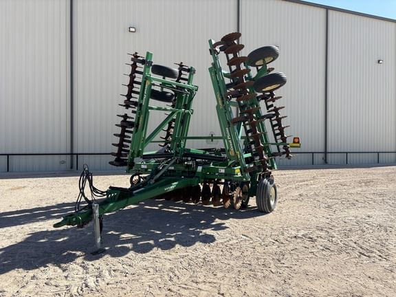 2008 Great Plains 3000TT Equipment Image0