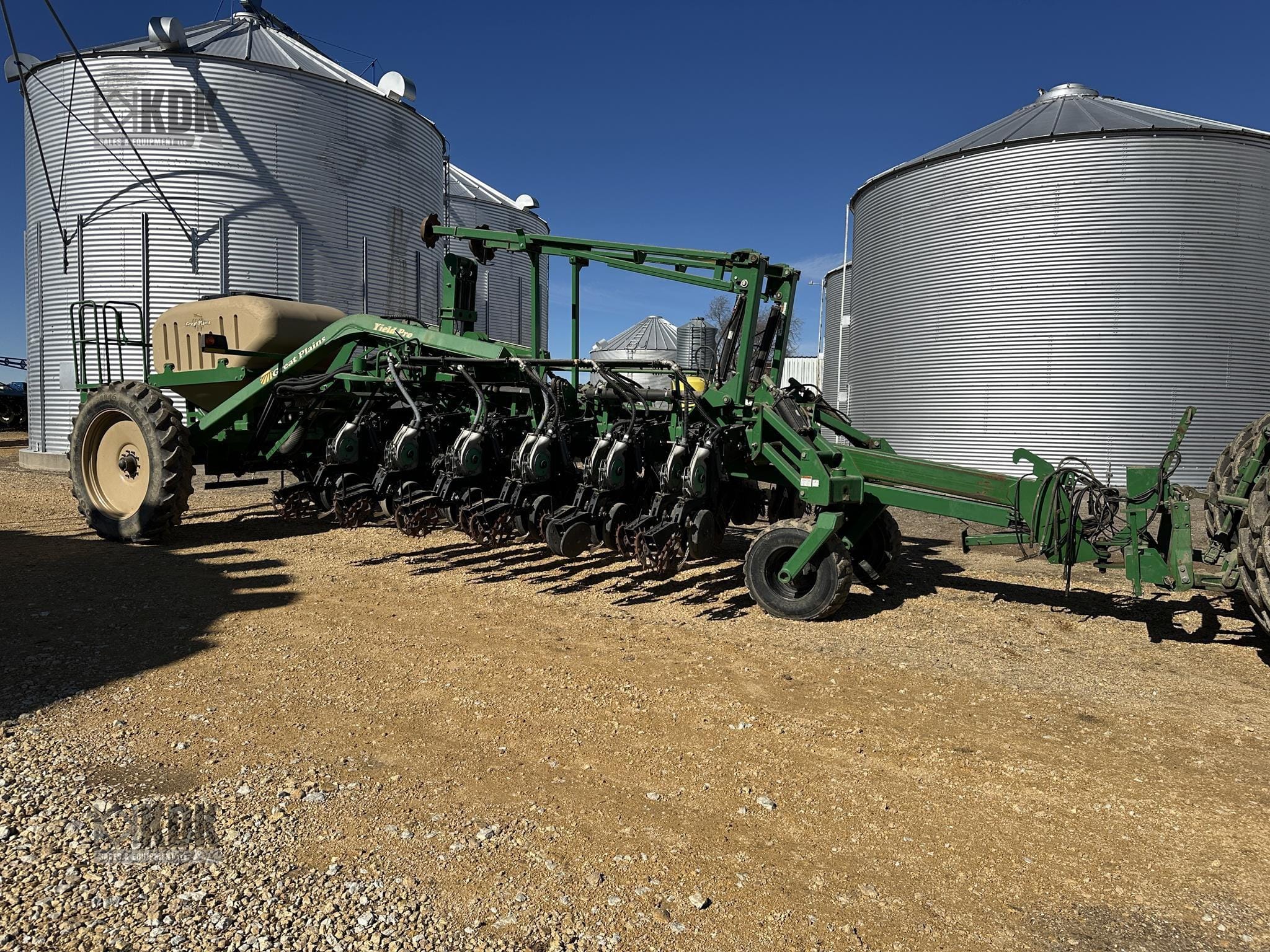 2008 Great Plains YP1225 Equipment Image0