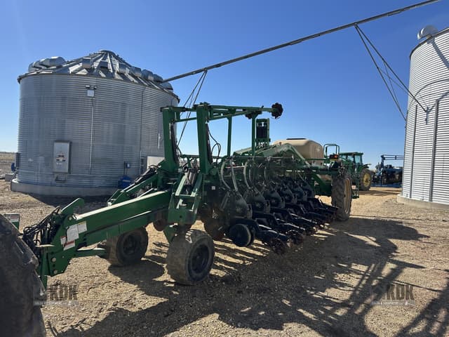 Image of Great Plains YP1225 equipment image 4