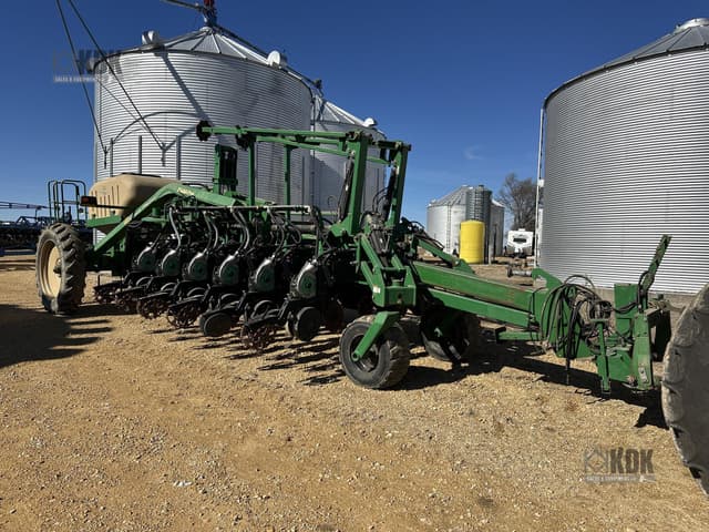 Image of Great Plains YP1225 equipment image 2