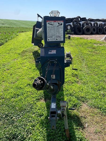 Image of Harvest International H1072 equipment image 2