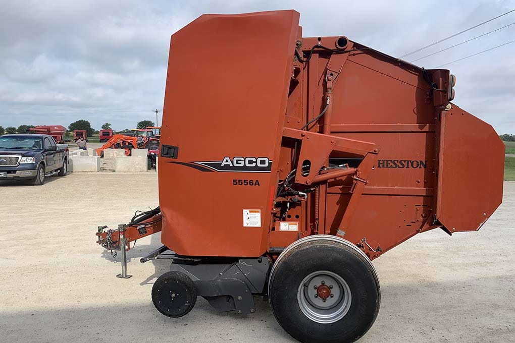 2008 Hesston 5556A Equipment Image0