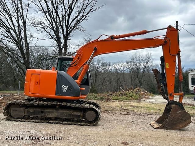 Image of Hitachi ZX135US equipment image 3