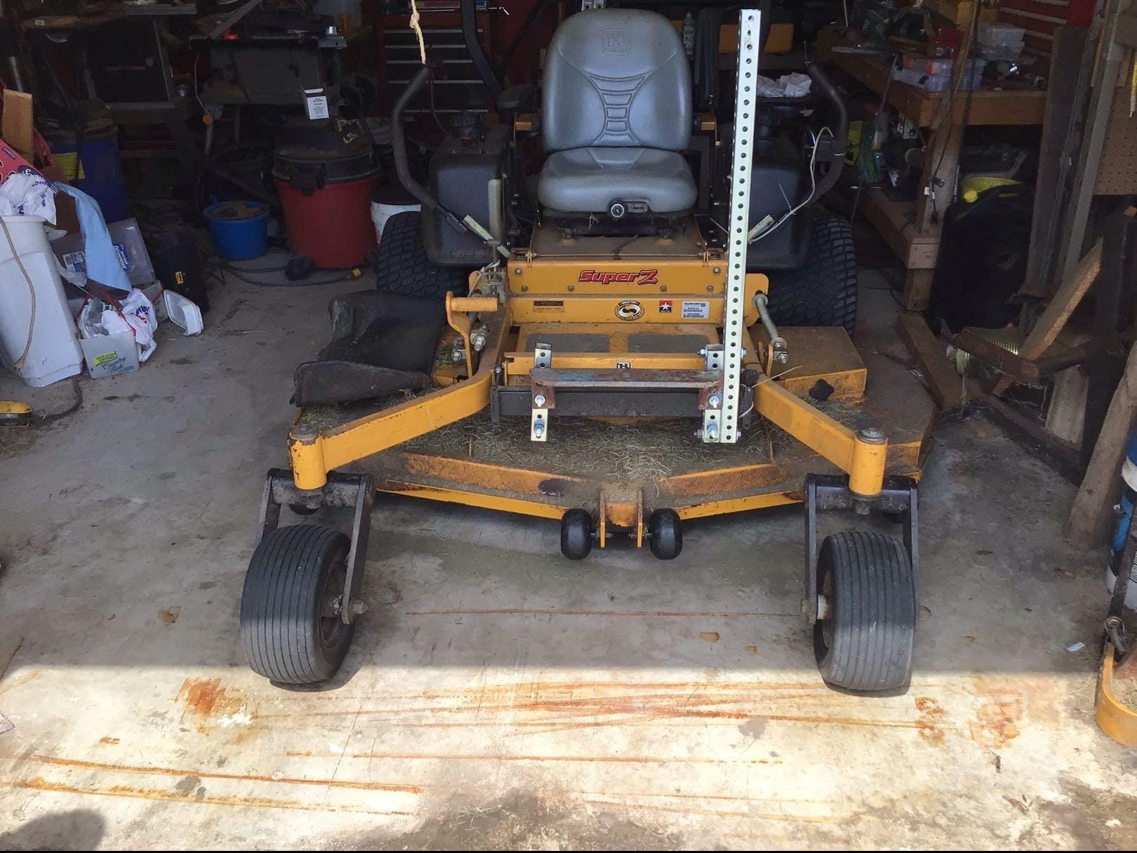 2008 Hustler Super Z Equipment Image0