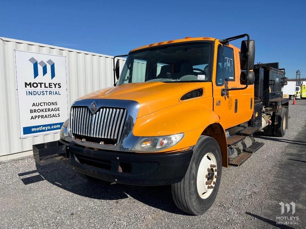 Main image International 4300