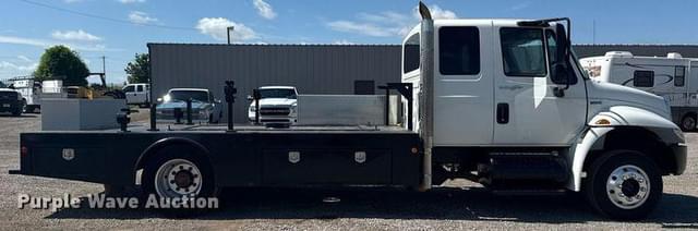 Image of International 4300 equipment image 3