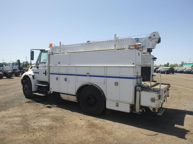 Image of International 4300 equipment image 3