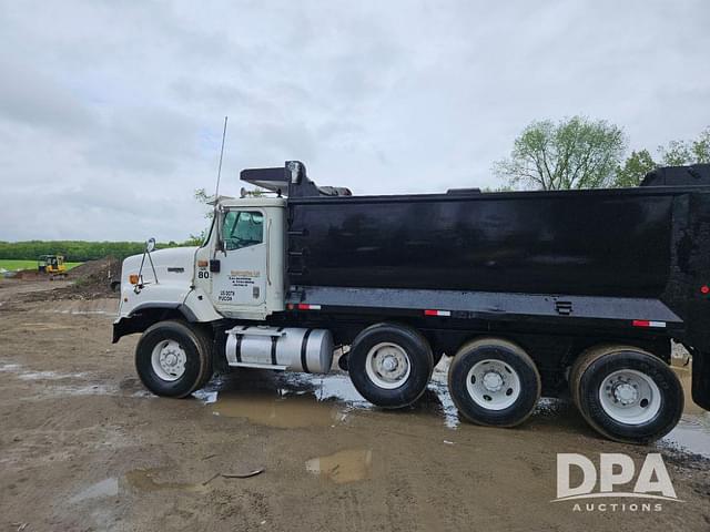 Image of International 5600 equipment image 2