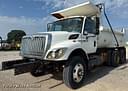 2008 International 7400 Image
