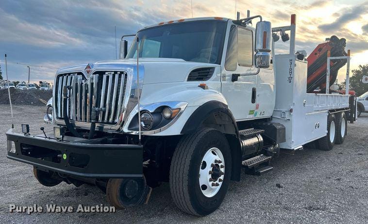 Main image International 7500