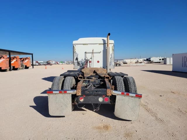 Image of International 9200i equipment image 3