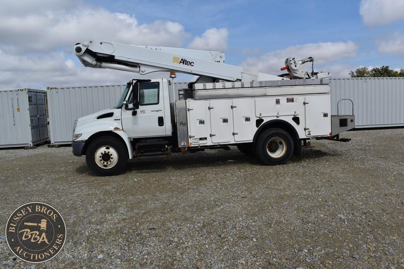 Main image International 4300