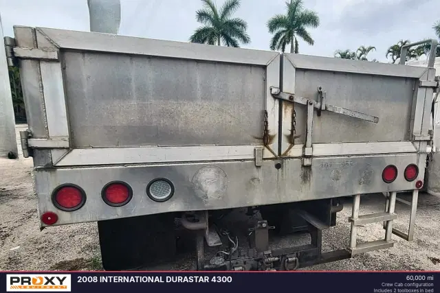 Image of International Durastar 4300 equipment image 4