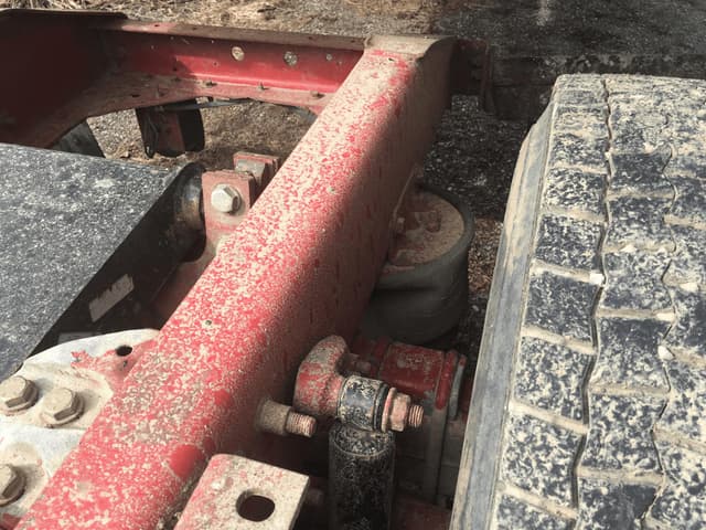 Image of International 9200i equipment image 3