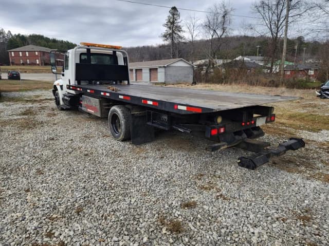 Image of International 4300 SBA equipment image 2