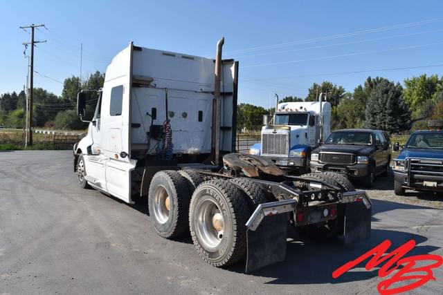 Image of International LF637 equipment image 4