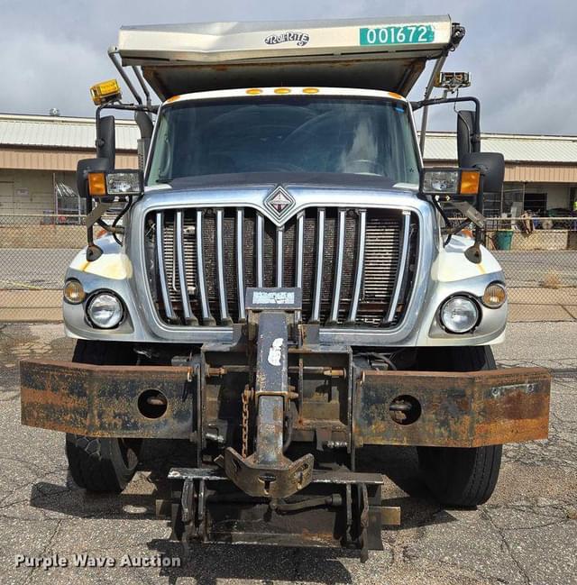 Image of International Workstar 7400 equipment image 1