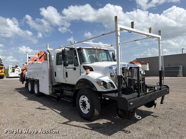 Image of International Workstar 7500 equipment image 2