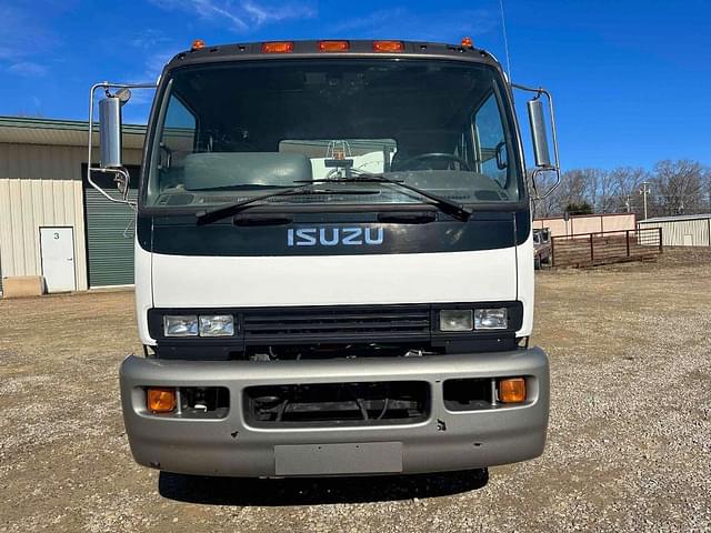 Image of Isuzu FTR equipment image 1